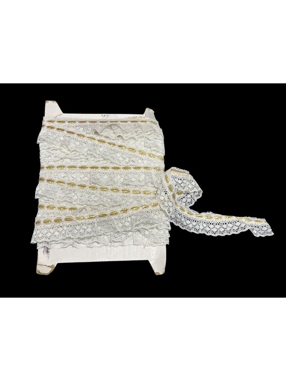 Gold & White Lace Trim 18 Yards On Card Spool With Ruffled Detailing For Sewing